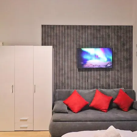 Modern In The Heart Of Apartment *