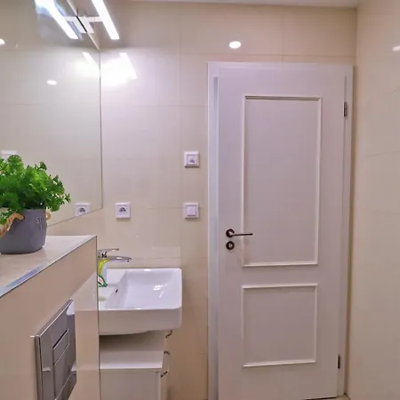 Modern In The Heart Of Praag